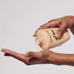 Bain Hydratation Douceur Curl Manifesto Kérastase 250ml -Produits Coiffure Boutique 3474636968688 8 76874.1684847114